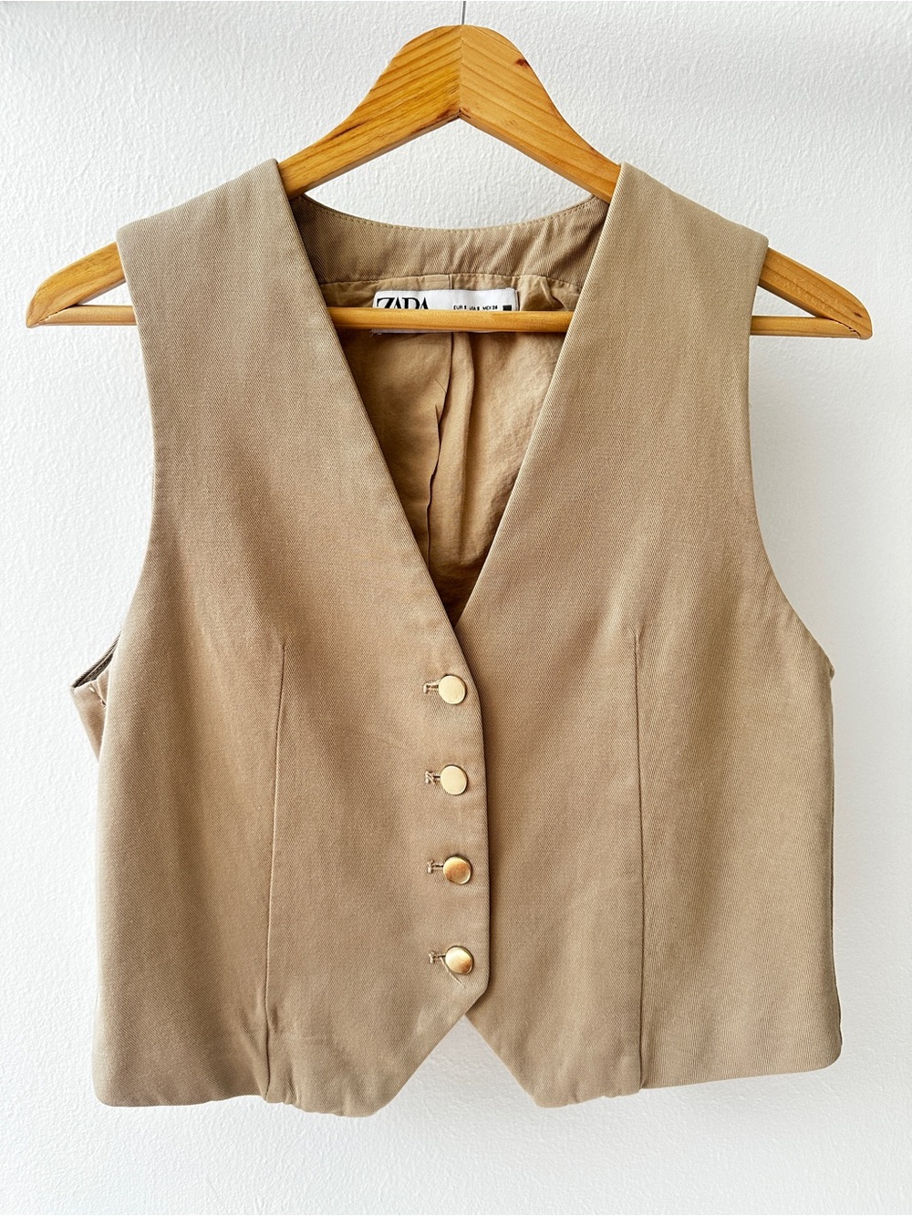 ZARA Women’s Tan Buttoned Tailored Vest